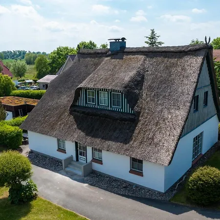 An Der Steilkueste Finnhuette 03 Boltenhagen (Ostseebad)